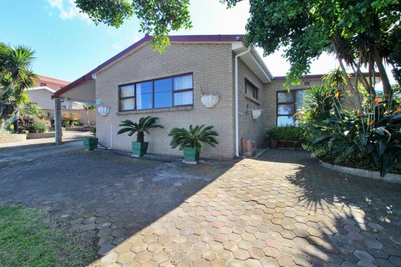 3 Bedroom Property for Sale in Groot Brakrivier Central Western Cape